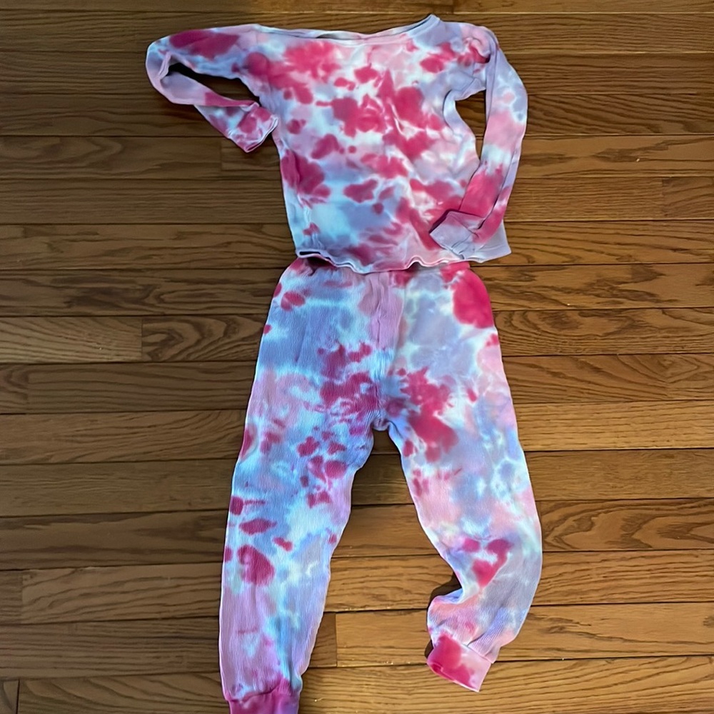 B steps thermal tie dye pjs set